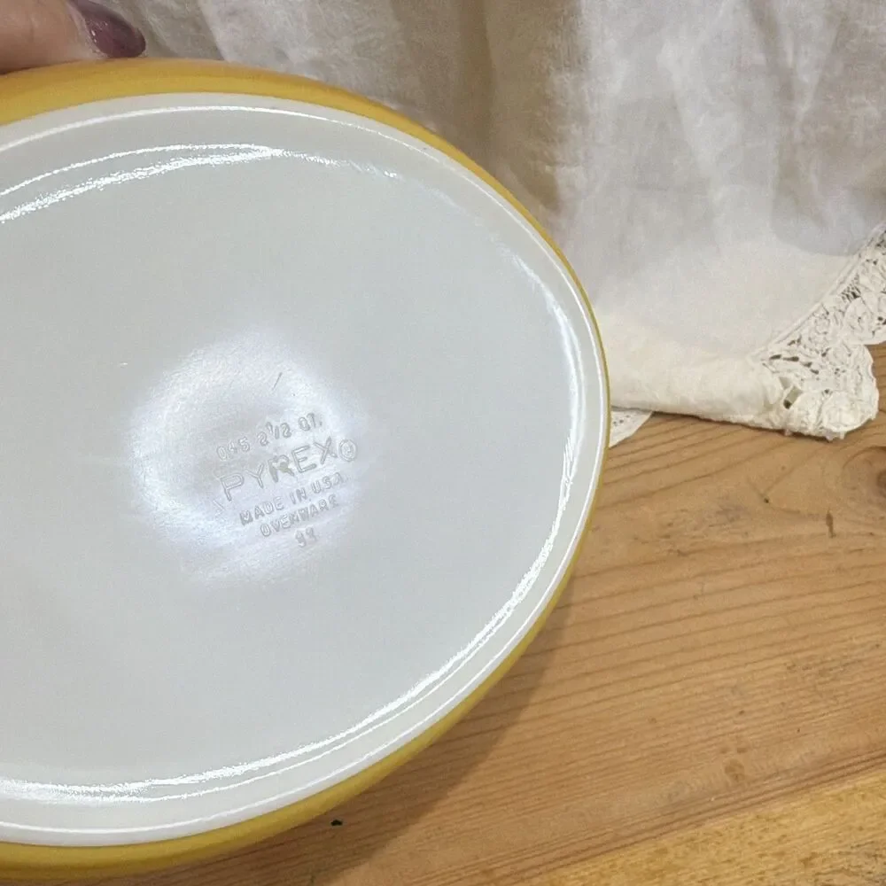 Pyrex 045 oval
